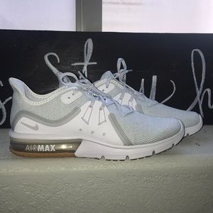 Nike Air Max Subsequent 3